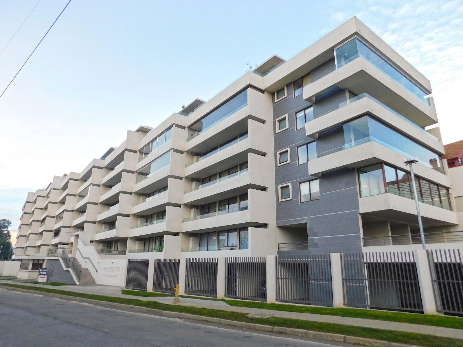 Edificio Piamonte — foto 1